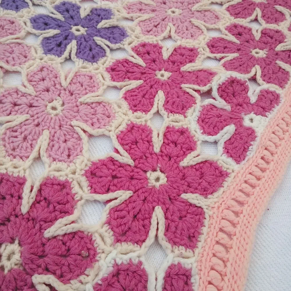 African Flower Throw Blanket Intricate Crocheted Edge Pink White Purple Pastel